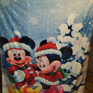 Disney Festive Mickey and Minnie Blanket - Blue and Red